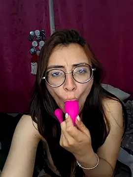 Snapshot of Natalykaty chatting on 09/11/25, 03:39 Natalykaty online show from 09/11/25, 03:39