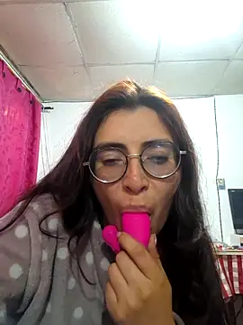 Snapshot of Natalykaty chatting on 09/19/25, 04:36 Natalykaty online show from 09/19/25, 04:36