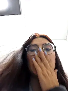 Snapshot of Natalykaty chatting on 10/20/25, 04:40 Natalykaty online show from 10/20/25, 04:40