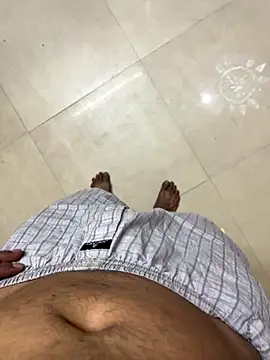 Snapshot of Johncockhot13690 chatting on 11/14/25, 07:01 Johncockhot13690 online show from 11/14/25, 07:01