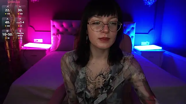 Snapshot of Pixie_Peachh chatting on 09/22/25, 12:29 Pixie Peachh online show from 09/22/25, 12:29