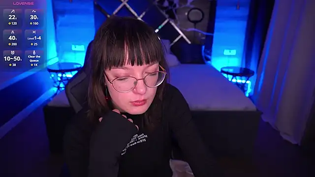 Snapshot of Pixie_Peachh chatting on 10/24/25, 08:16 Pixie Peachh online show from 10/24/25, 08:16