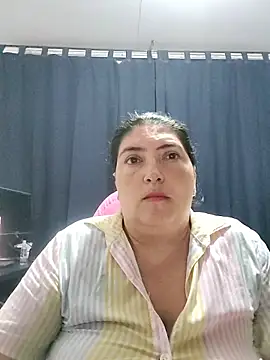 lina maria99 online show from 10/16/25, 11:17