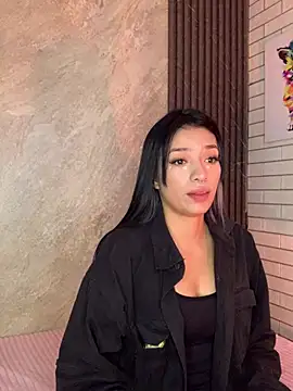 Snapshot of stepha__ chatting on 02/27/26, 10:59 stepha online show from 02/27/26, 10:59