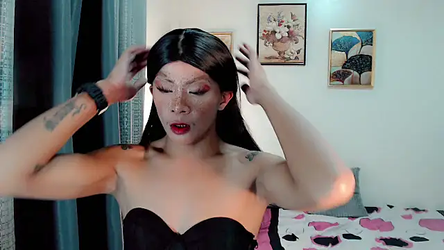 Snapshot of UrAsian_kirk chatting on 10/10/25, 11:20 UrAsian kirk online show from 10/10/25, 11:20