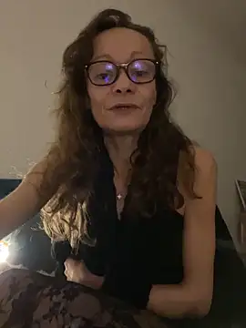 Chris06d22xh online show from 11/05/25, 07:58