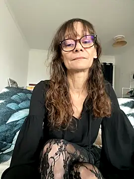 Chris06d22xh online show from 11/23/25, 03:23