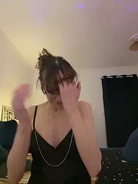 Snapshot of Chris06d22@xh chatting on 03/21/26, 10:02 Chris06d22xh online show from 03/21/26, 10:02