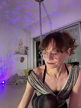 Snapshot of Chris06d22@xh chatting on 04/07/26, 07:36 Chris06d22xh online show from 04/07/26, 07:36