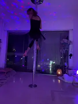 Snapshot of Chris06d22@xh chatting on 04/09/26, 08:03 Chris06d22xh online show from 04/09/26, 08:03