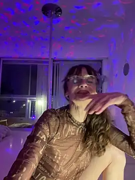 Snapshot of Chris06d22@xh chatting on 04/16/26, 07:36 Chris06d22xh online show from 04/16/26, 07:36