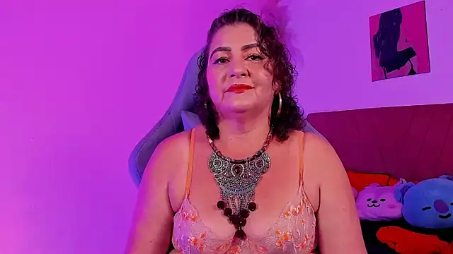 Snapshot of PalomaLombardi chatting on 02/09/26, 08:13 PalomaLombardi online show from 02/09/26, 08:13