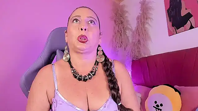 Snapshot of PalomaLombardi chatting on 03/24/26, 08:03 PalomaLombardi online show from 03/24/26, 08:03