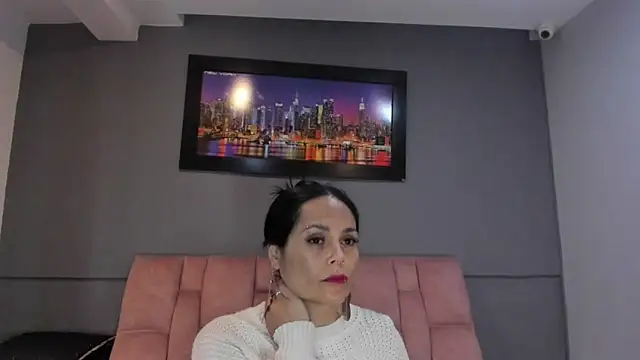 Snapshot of CharlotteCottin chatting on 03/30/26, 11:22 CharlotteCottin online show from 03/30/26, 11:22