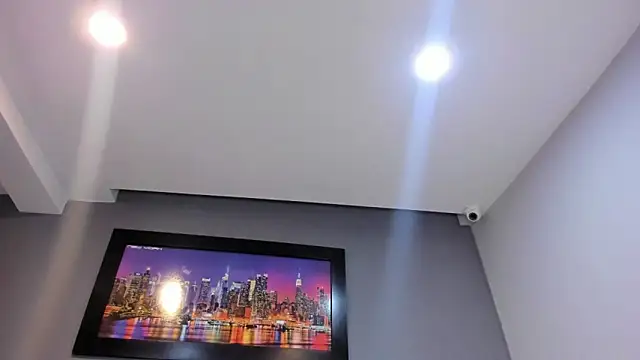 Snapshot of CharlotteCottin chatting on 04/07/26, 02:50 CharlotteCottin online show from 04/07/26, 02:50