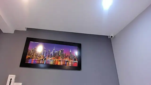 Snapshot of CharlotteCottin chatting on 04/15/26, 11:17 CharlotteCottin online show from 04/15/26, 11:17