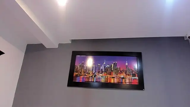 Snapshot of CharlotteCottin chatting on 04/16/26, 09:39 CharlotteCottin online show from 04/16/26, 09:39