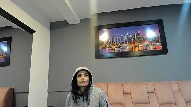 CharlotteCottin online show from 07/10/26, 11:13