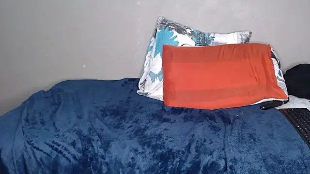 Lunalee online show from 03/22/26, 07:06