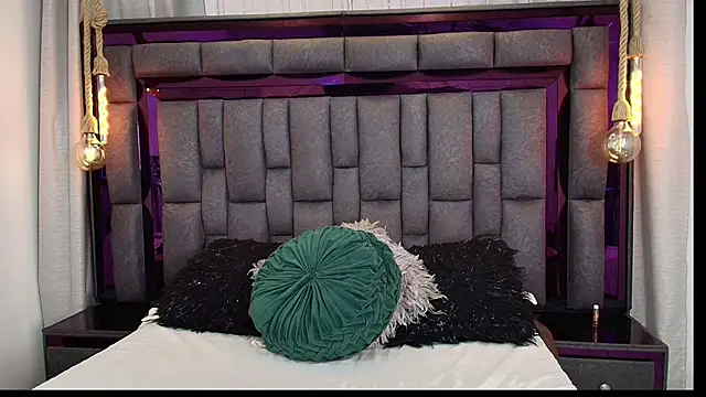 GiorgineTaylor online show from 11/14/25, 11:09