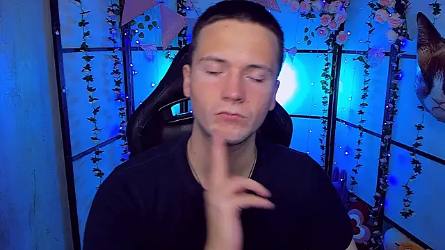 Snapshot of ZackNeal chatting on 09/18/25, 05:09 ZackNeal online show from 09/18/25, 05:09