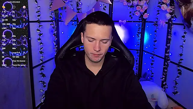 Snapshot of ZackNeal chatting on 09/25/25, 05:33 ZackNeal online show from 09/25/25, 05:33