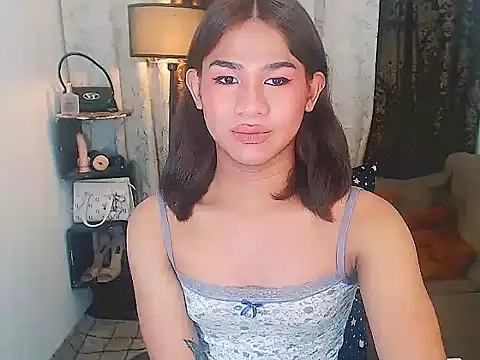 Snapshot of asianlatina69 chatting on 09/18/25, 11:23 asianlatina69 online show from 09/18/25, 11:23