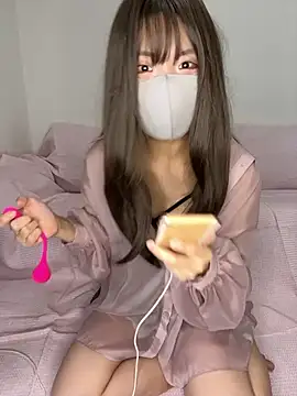 reina 00121 online show from 09/10/25, 01:05