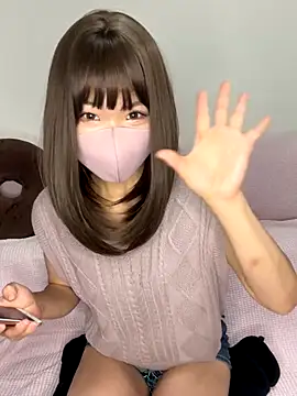 reina 00121 online show from 10/16/25, 12:33