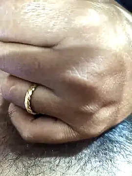 Snapshot of Priyankacam chatting on 02/14/26, 05:37 Priyankacam online show from 02/14/26, 05:37