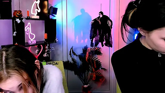 lily morty online show from 11/01/25, 08:33