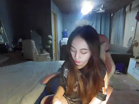 Snapshot of Yummiiieee28 chatting on 09/24/25, 07:55 Yummiiieee28 online show from 09/24/25, 07:55