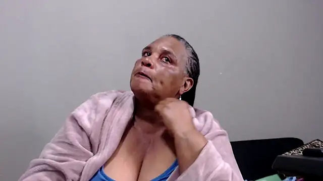 GrandBustyMelon online show from 03/18/26, 09:29