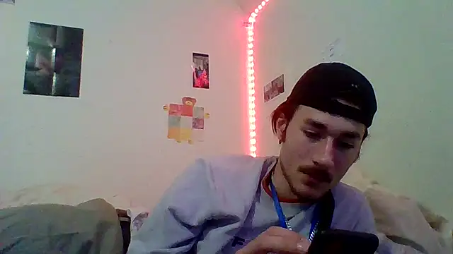 Snapshot of CHAPCHAP09 chatting on 12/17/25, 01:17 CHAPCHAP09 online show from 12/17/25, 01:17