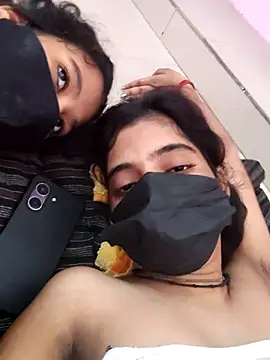 Hot-komall online show from 09/11/25, 04:12