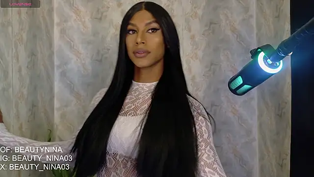 Snapshot of beauty_nina chatting on 03/08/26, 01:59 beauty nina online show from 03/08/26, 01:59