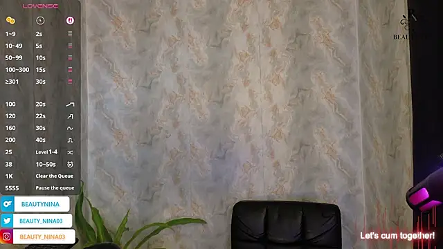 Snapshot of beauty_nina chatting on 03/19/26, 02:21 beauty nina online show from 03/19/26, 02:21