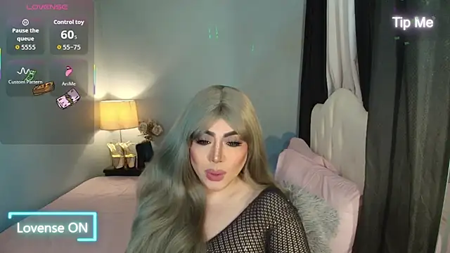 Unforgettable Maria online show from 12/22/25, 03:14