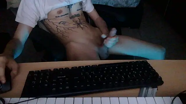 Snapshot of Kryk97 chatting on 06/07/26, 05:49 Kryk97 online show from 06/07/26, 05:49