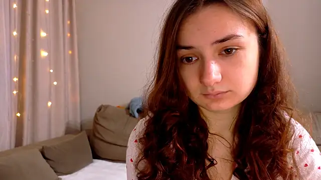 Lelia Vibe online show from 12/01/25, 05:40