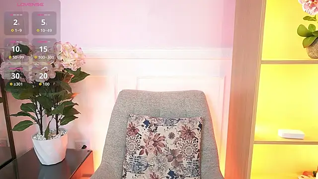 MilaCrave online show from 03/04/26, 12:44