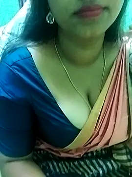 Snapshot of Dimplegirl chatting on 11/22/25, 12:42 Dimplegirl online show from 11/22/25, 12:42