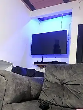 hoteder online show from 04/12/26, 02:27