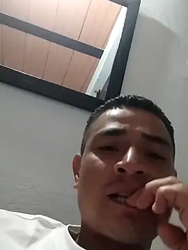 Snapshot of hoteder chatting on 05/03/26, 11:55 hoteder online show from 05/03/26, 11:55