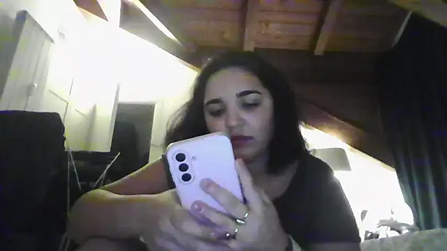 LadySophia03 online show from 12/01/25, 04:23