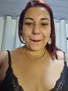 RuivaMisteriosa3 online show from 12/18/25, 08:09