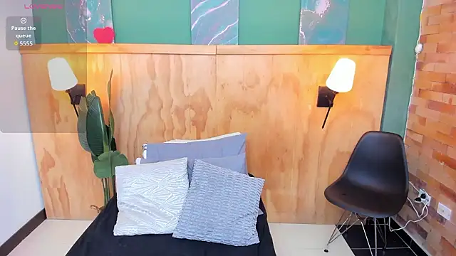 halleylorens online show from 01/31/26, 07:11