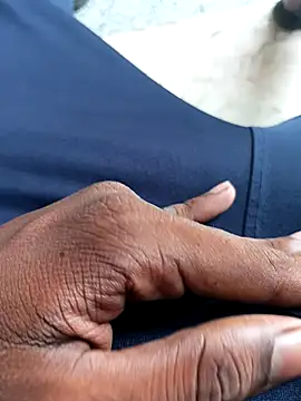 Snapshot of Desi_Partycapal chatting on 09/10/25, 07:52 Desi Partycapal online show from 09/10/25, 07:52