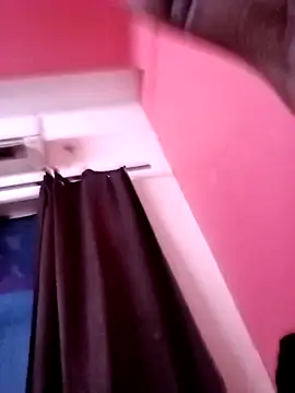 Snapshot of Desi_Partycapal chatting on 11/04/25, 06:40 Desi Partycapal online show from 11/04/25, 06:40