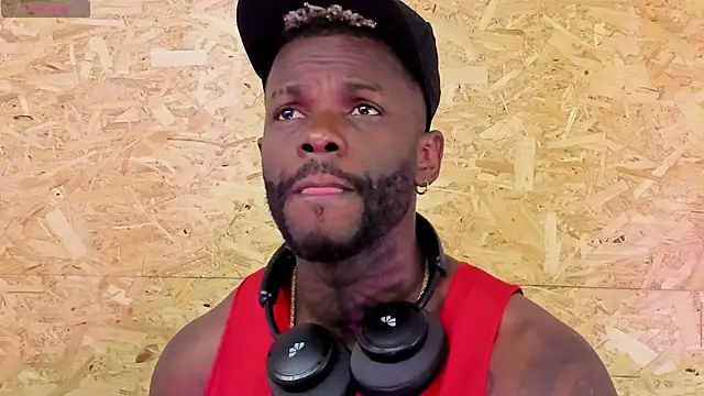 santiblack7 online show from 10/23/25, 07:34